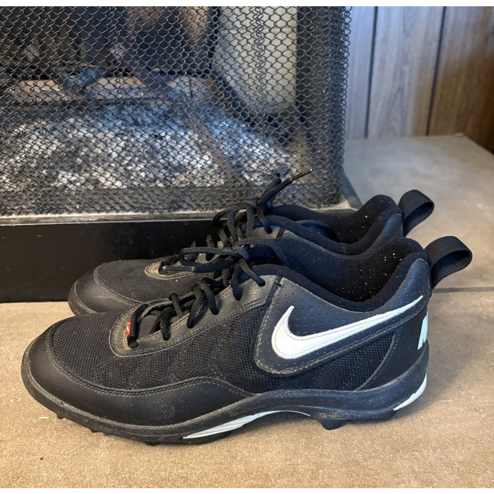 Nike Black and White Athletic Shoes